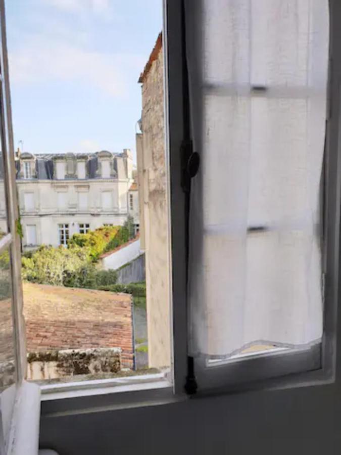 Le Charmant # Coeur De Cognac # Courette Buitenkant foto